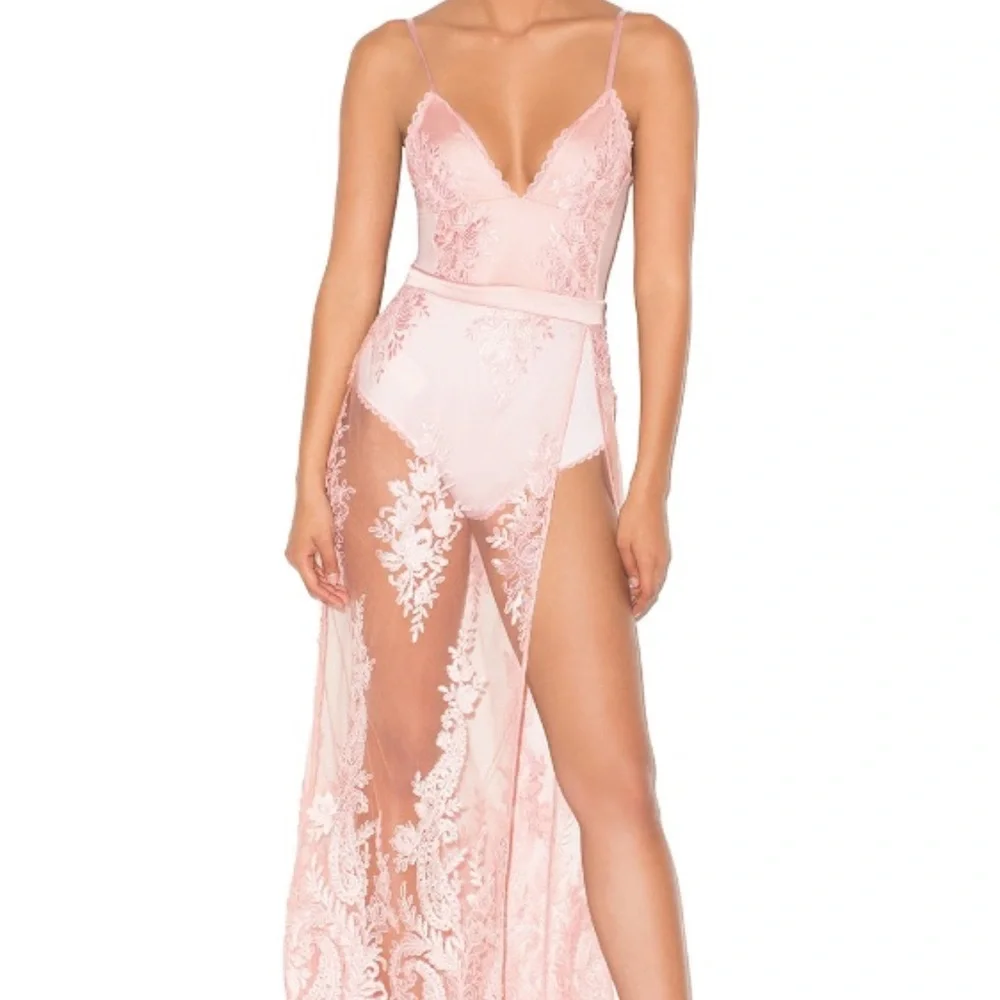 house of cb ‘Lucia' pink lace long dress - Picture 2 of 8